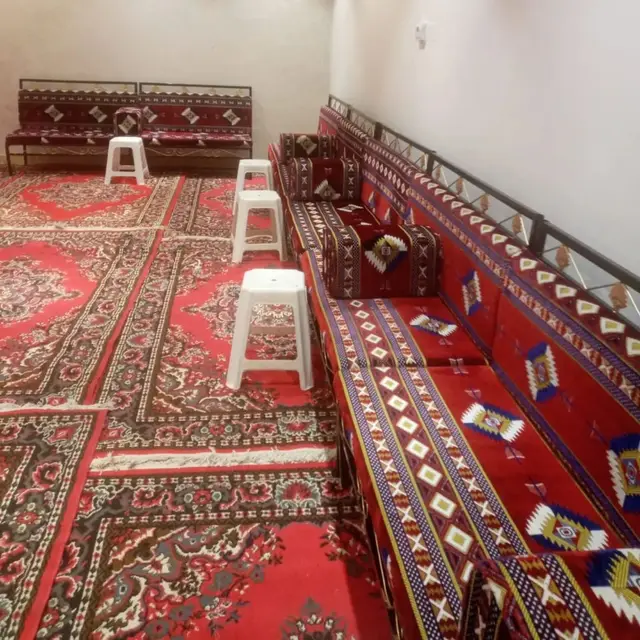 قهوجين وصبابين