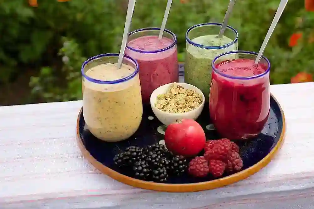 Top 7 Healthy Drinks to Energize Your Mornings